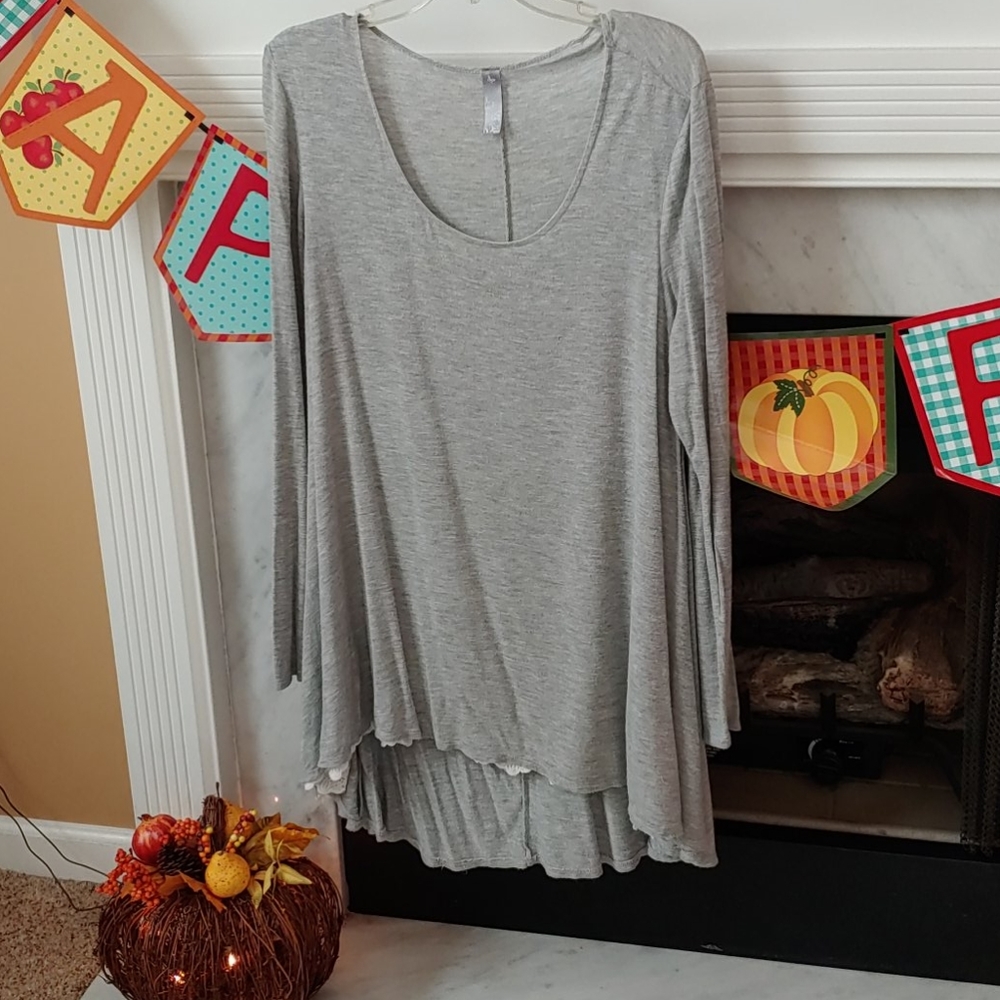 Women's Top